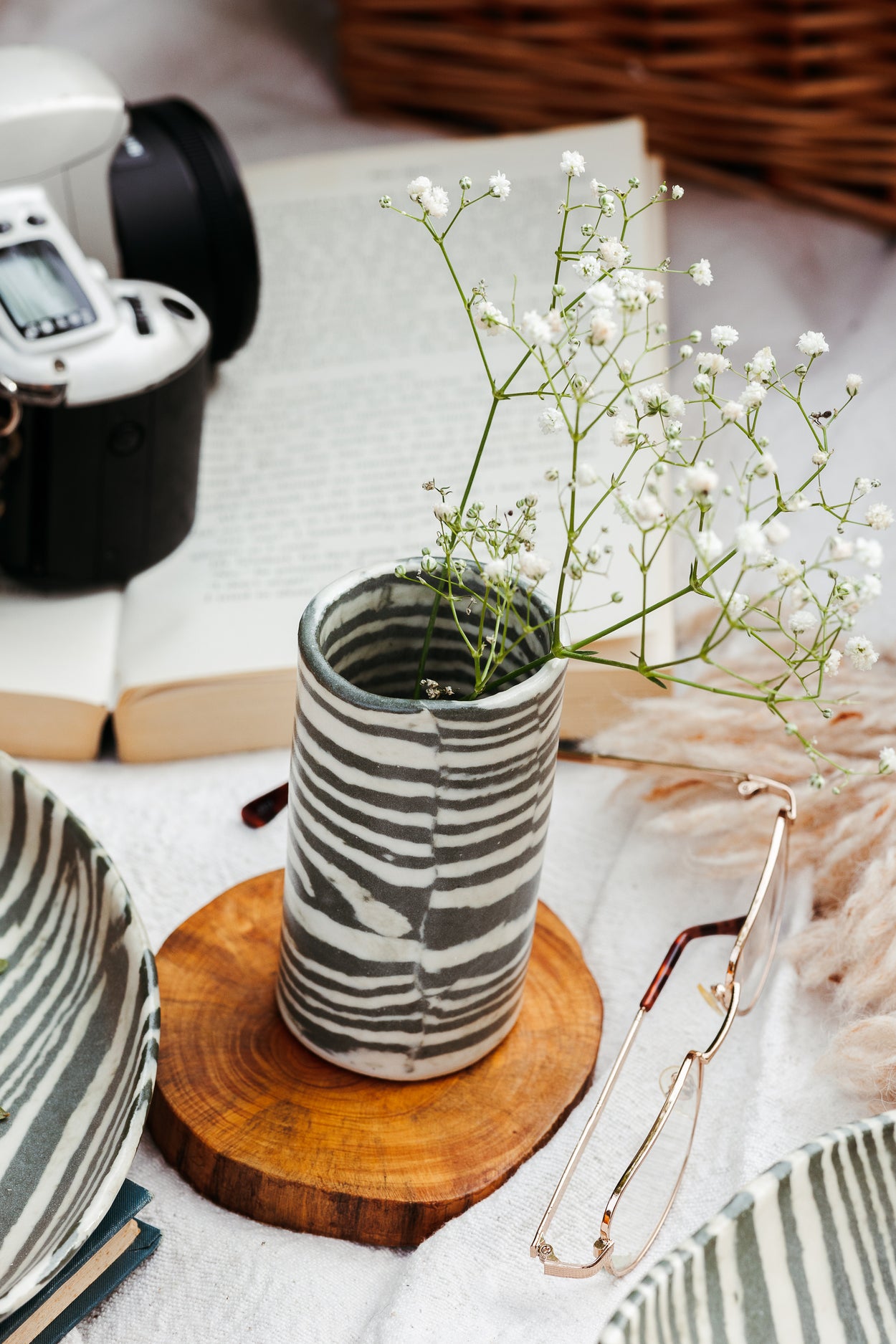 Nerikomi Skinny Vase Striped