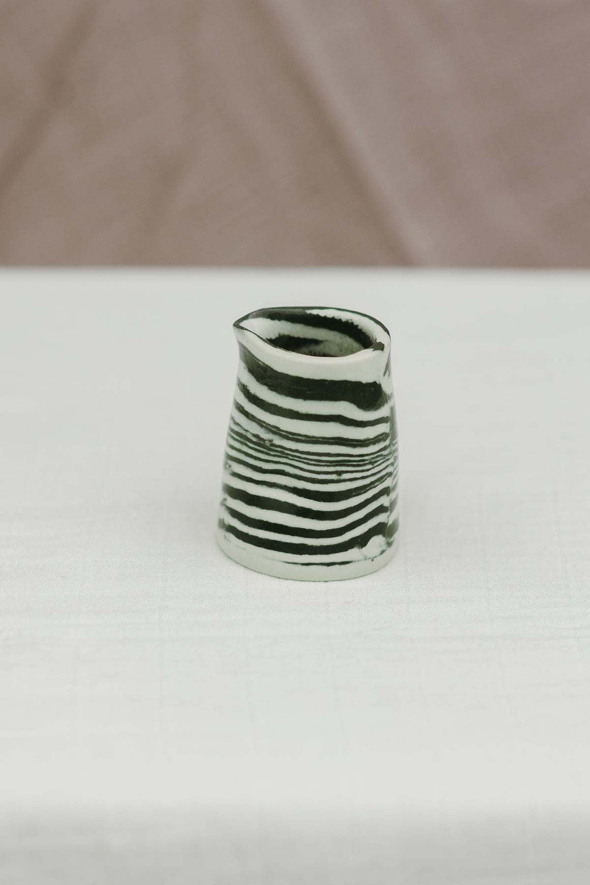 Nerikomi Pourer Small